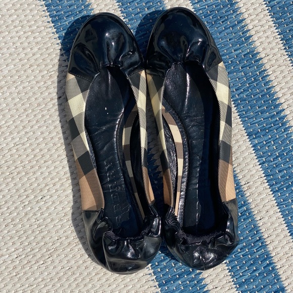 Burberry Shoes - 🔥Hottest Trend🔥 BURBERRY All leather Nova Check/Patent Leather Ballet Flats 38
